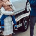 accidente de coche entre familiares